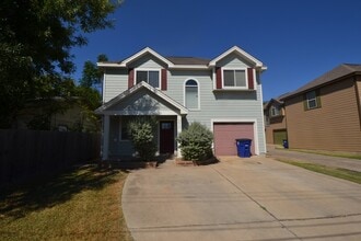 Building Photo - 6912 Meador Ave