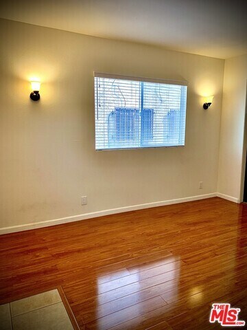 Foto del edificio - 1816 South La Brea Ave