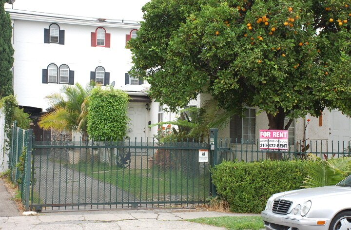 Primary Photo - 8628 Olin St