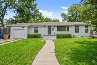 Building Photo - 5805 Bull Creek Rd