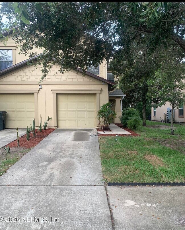 Foto del edificio - 7772 Playschool Ln