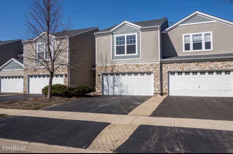 Primary Photo - 4036 Blackstone Dr