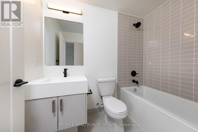 Photo du bâtiment - 280-280 Dundas St W