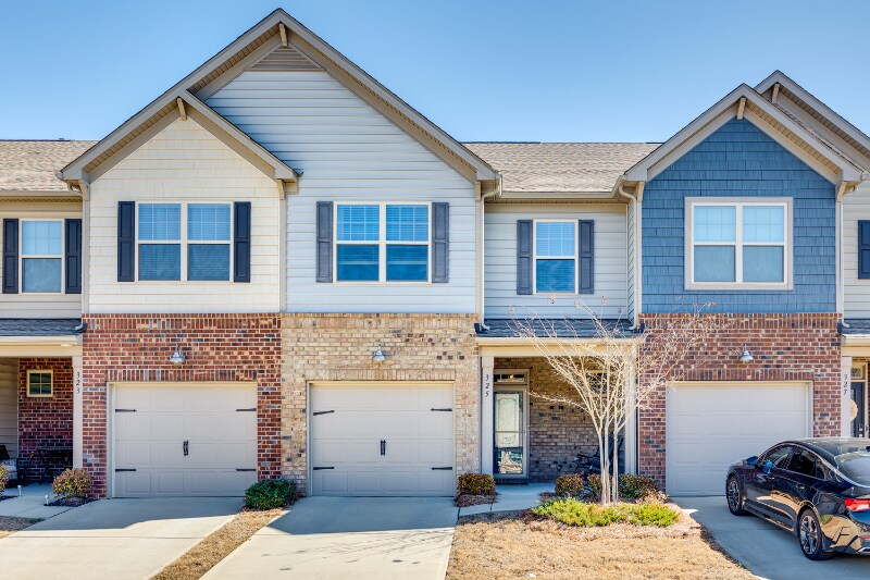 325 Kennebel Pl, Fort Mill, SC 29715 Townhome Rentals in Fort Mill SC