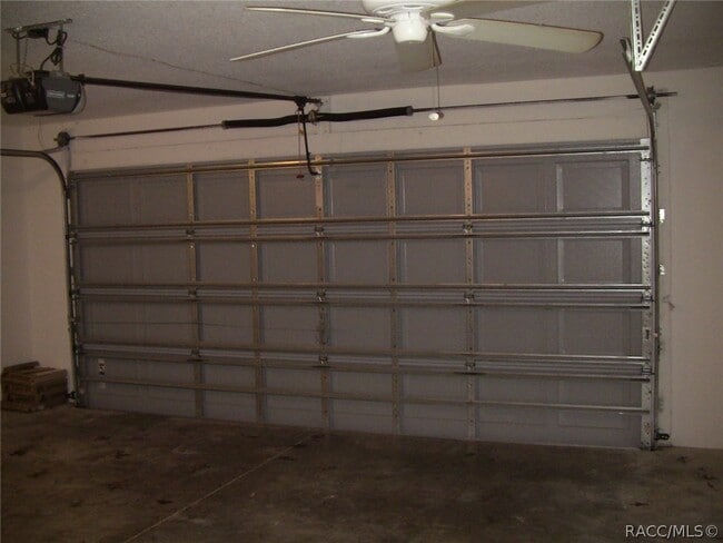 Foto del edificio - 10215 N Biscayne Dr