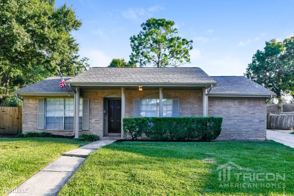 Primary Photo - 15315 E Willowwind Cir