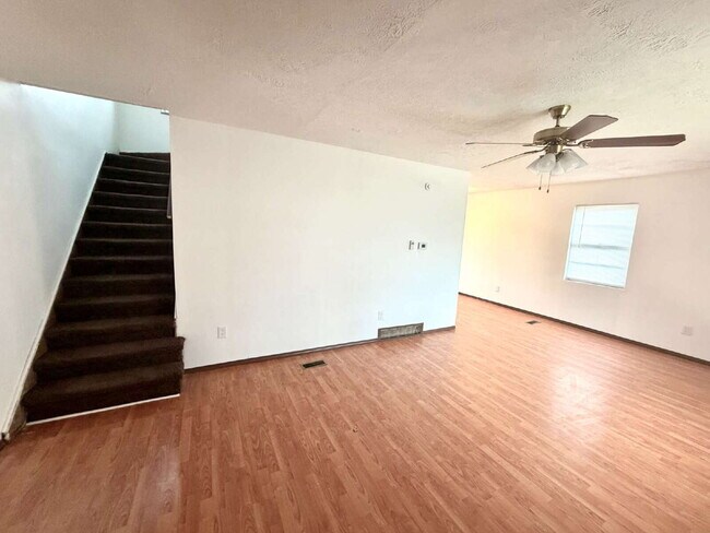 Foto del edificio - Fully Renovated 3 Bedroom 1 bath Home!