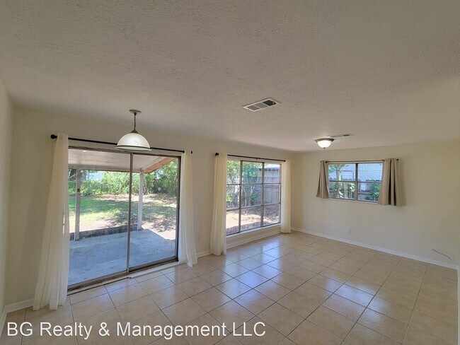 Foto del edificio - 3 br, 1.5 bath House - 1209 Sage Drive