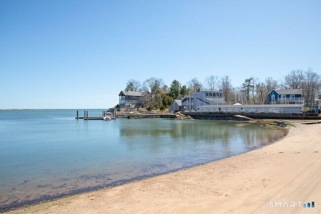 Foto del edificio - 204 Clark Ave