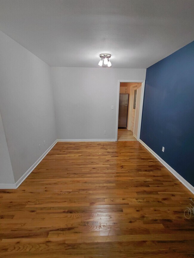 Foto del edificio - 2106 Scenic Rd