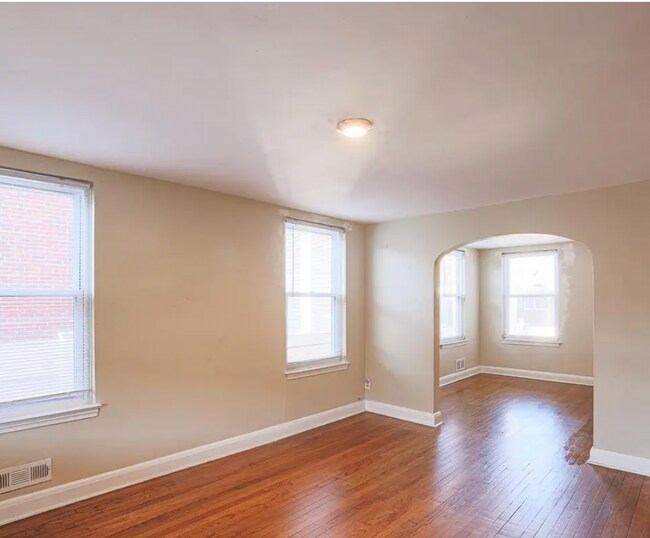 Foto del edificio - 3214 Kentucky Ave