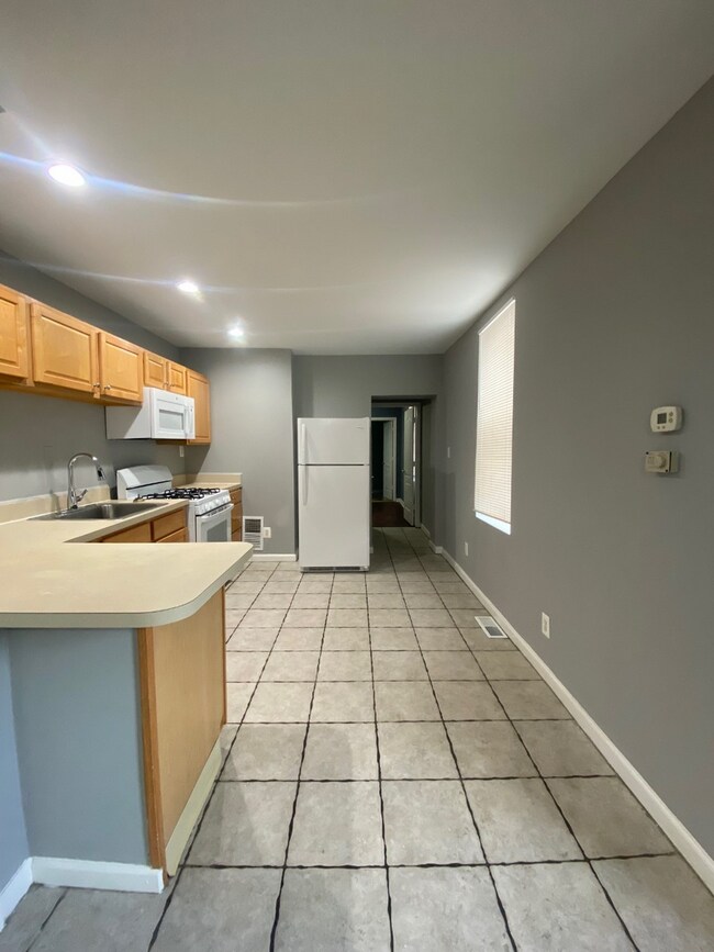 Foto del edificio - Dundalk - 3 bedrooms and 2.5 baths Available!
