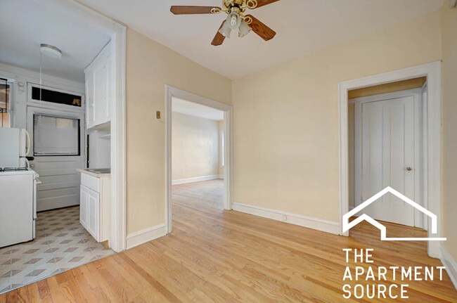 Photo - 1333 W Touhy Ave Apartment