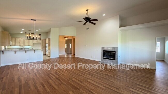 Foto del edificio - 80230 Green Hills Dr