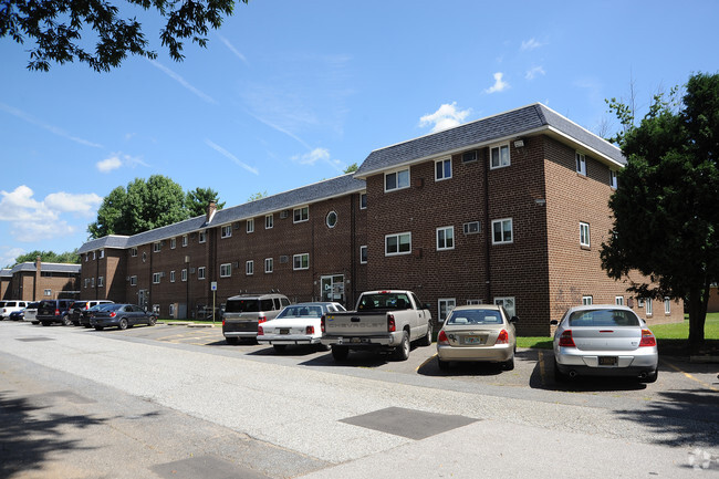 Brookside Plaza Apartments - Newark, DE | Apartments.com