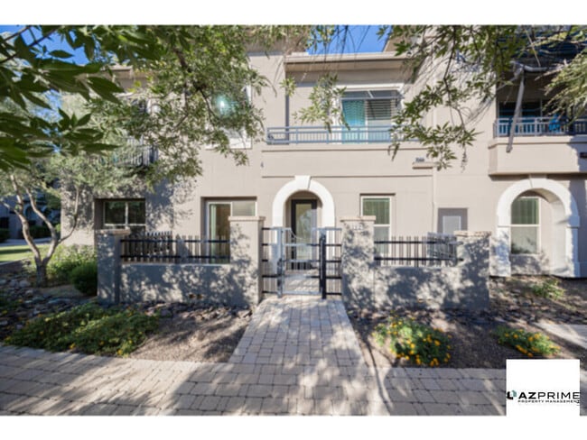 Building Photo - Exquisite 2/2 Scottsdale Condo - Comfort, ...