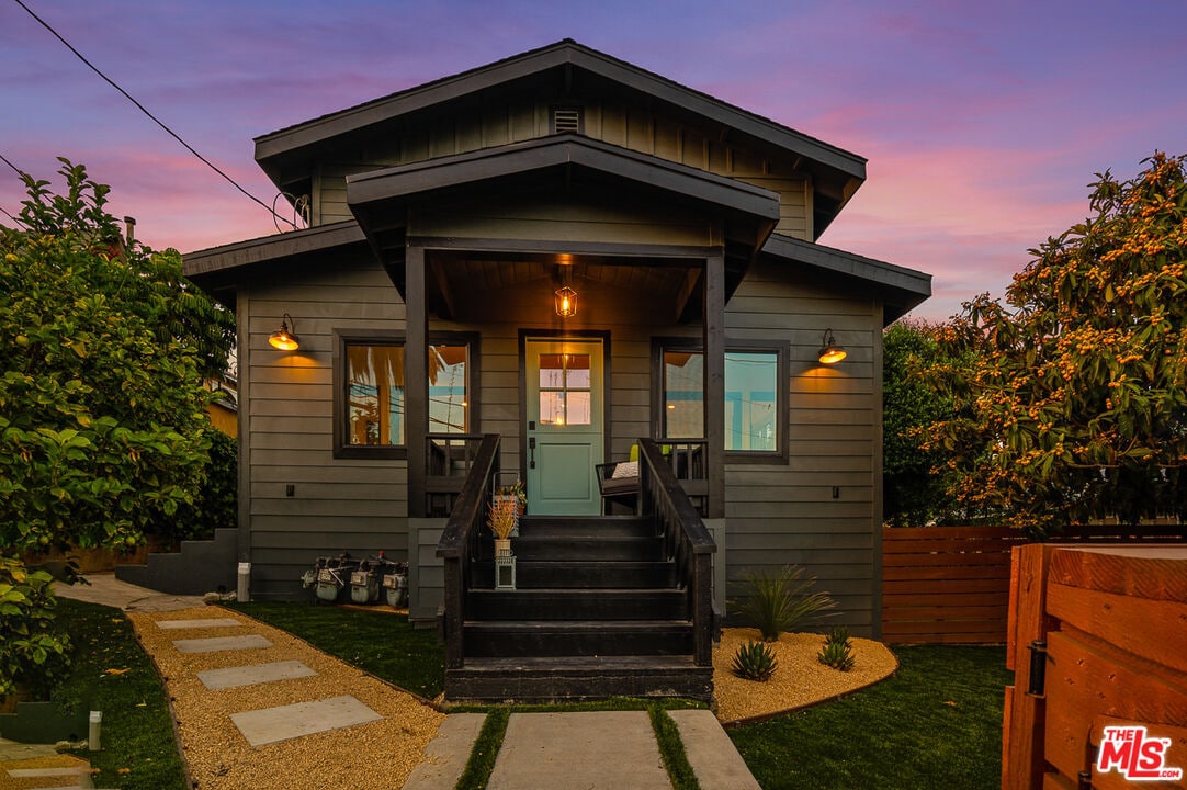 Foto principal - 2217 Scott Ave