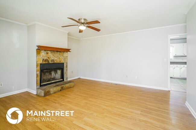 Foto del edificio - 315 Bakers Bridge Cir