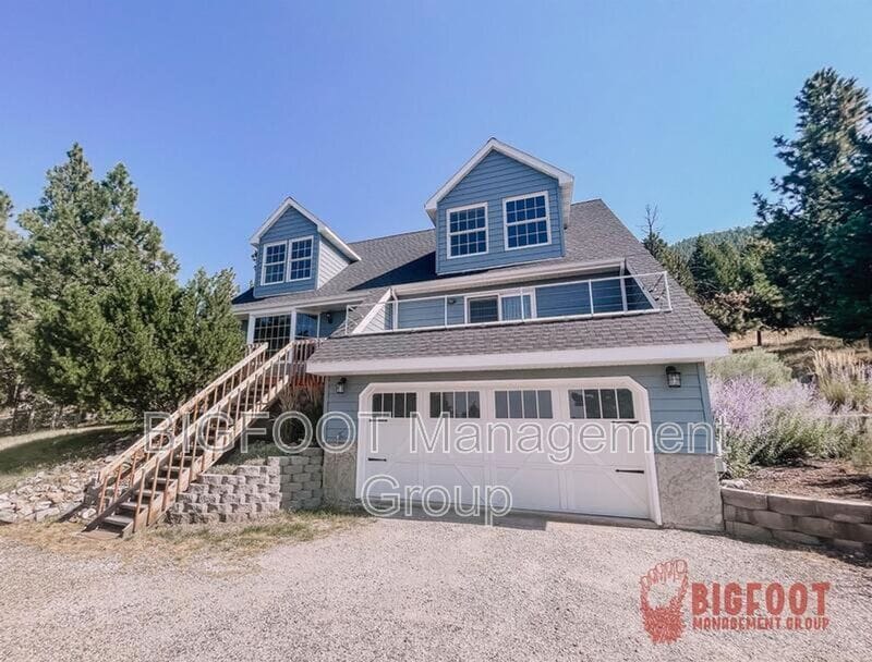 Primary Photo - 175 Saddle Mountain Dr