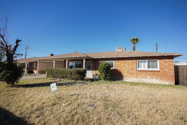 Building Photo - 4250 W Keim Dr