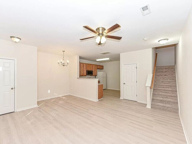 Foto del edificio - Charming 3BR Townhome in Raleigh