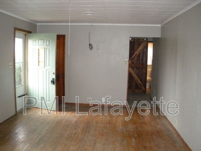 Foto del edificio - 381 W Main St