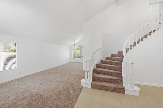 Building Photo - SPACIOUS 4 BEDROOM, 3 BATH HOME WITH 3-CAR GARAGE!
