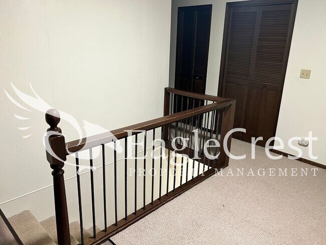 Building Photo - Large Farmhouse with 8 Acres of Land