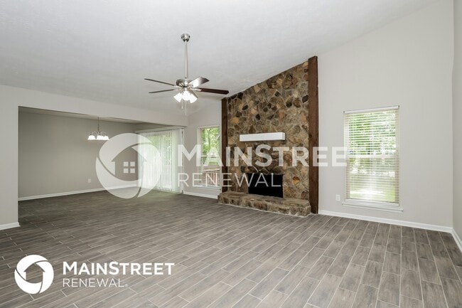 Building Photo - 6310 Beethoven Cir