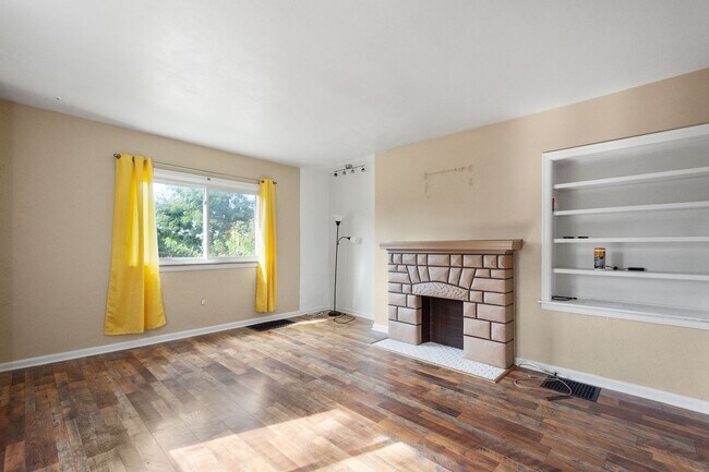 Foto del edificio - SECURE your spot TODAY and ENJOY $200 OFF ...