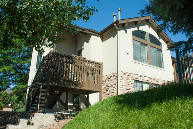 2nd Floor Condo, #202 - 2182 Denton Grove