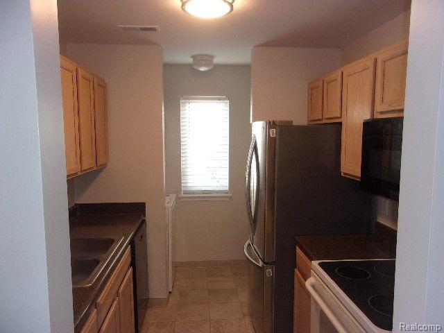 Foto del edificio - 866 Amanda Ln