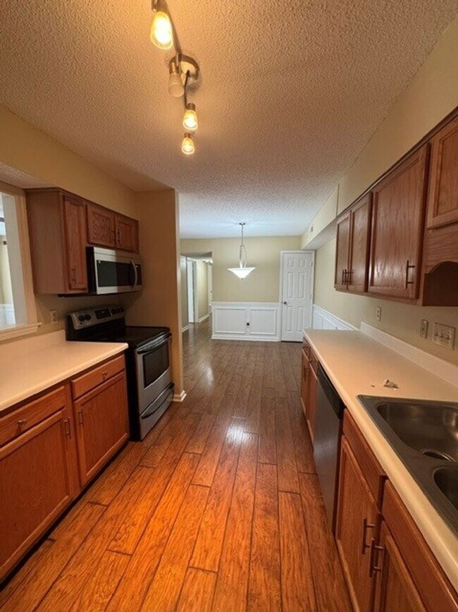 Foto del edificio - ***HALF OFF FIRST FULL MONTH OF RENT ***