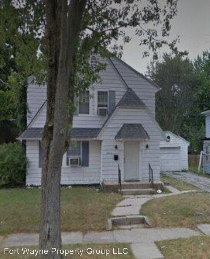 4415 S Harrison St, Fort Wayne, IN 46807 House Rental in Fort Wayne