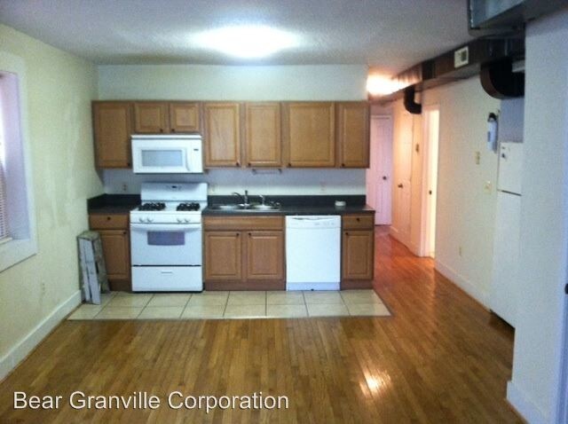 Building Photo - 2010 Idlewood Ave