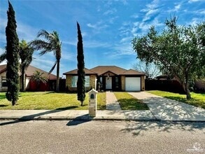 Building Photo - 416 Canela Dr