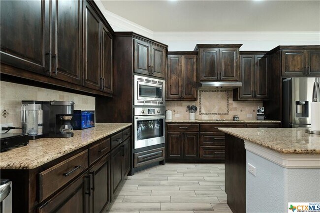 Building Photo - 151 San Gabriel Oaks Dr