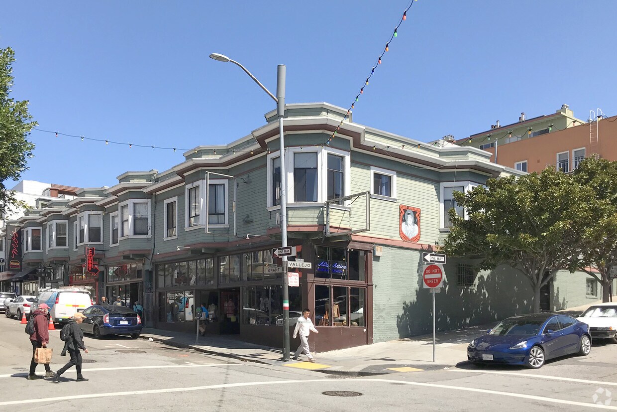 Primary Photo - 1300-1326 Grant Ave