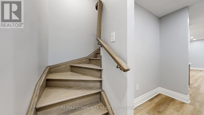 Building Photo - 1580 Honey Locust Pl