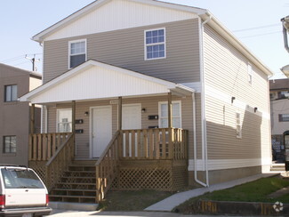 Building Photo - 661 Marion Ct