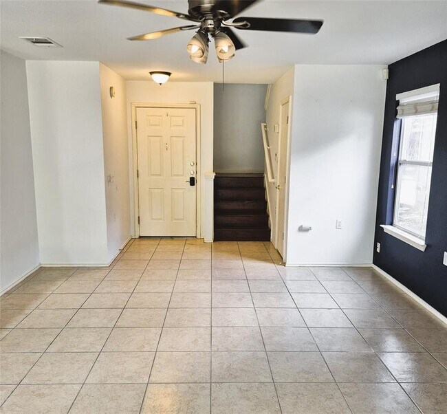Building Photo - 1139 Emmitt Run