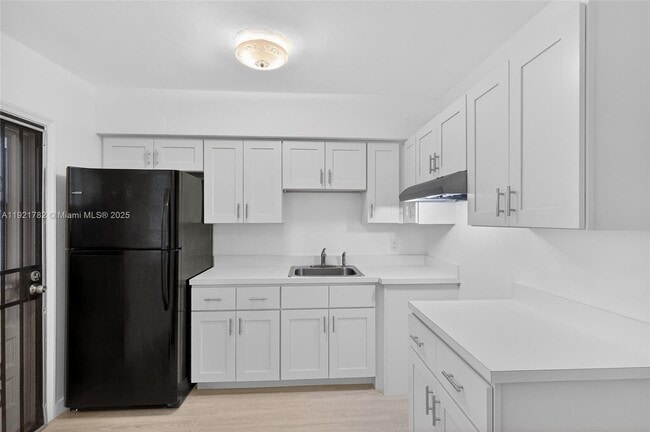 Foto del edificio - 1572 NW 2nd St