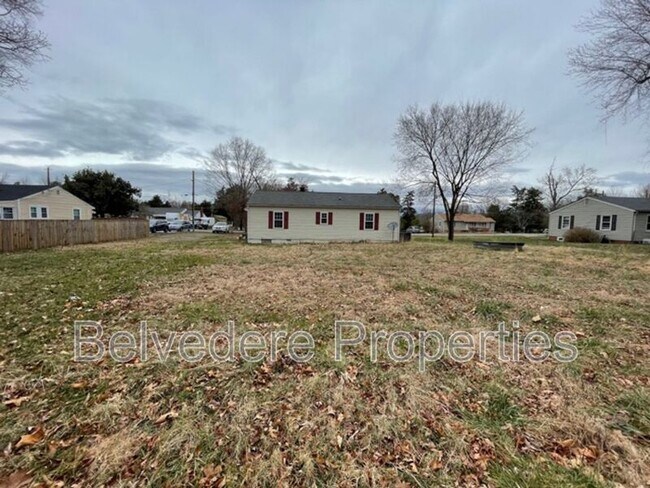 Foto del edificio - 804 Graylyn Dr