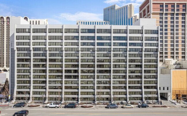 Building Photo - Fully Furnished Rental , 90 day minimum , ...