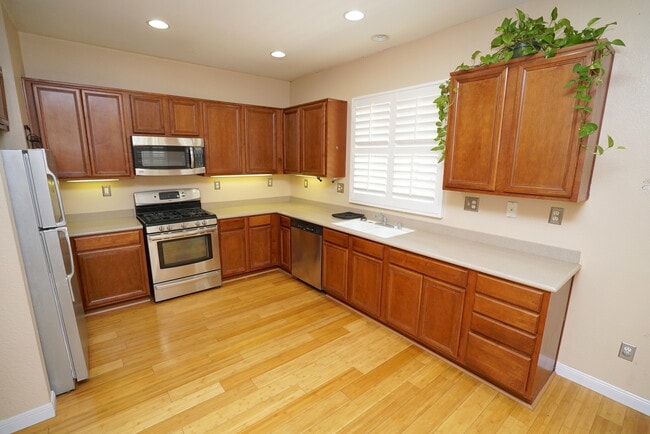Building Photo - 29270 Hatari Way