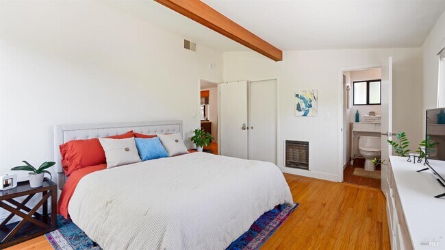 Foto del edificio - 6131 Batesole Dr