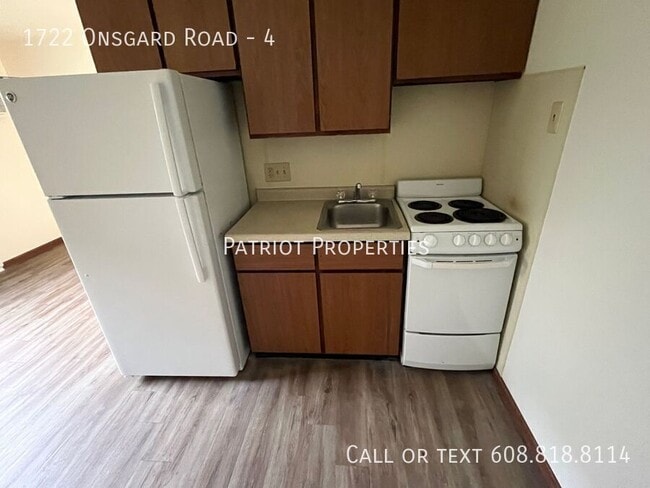 Building Photo - 1722 Onsgard Rd