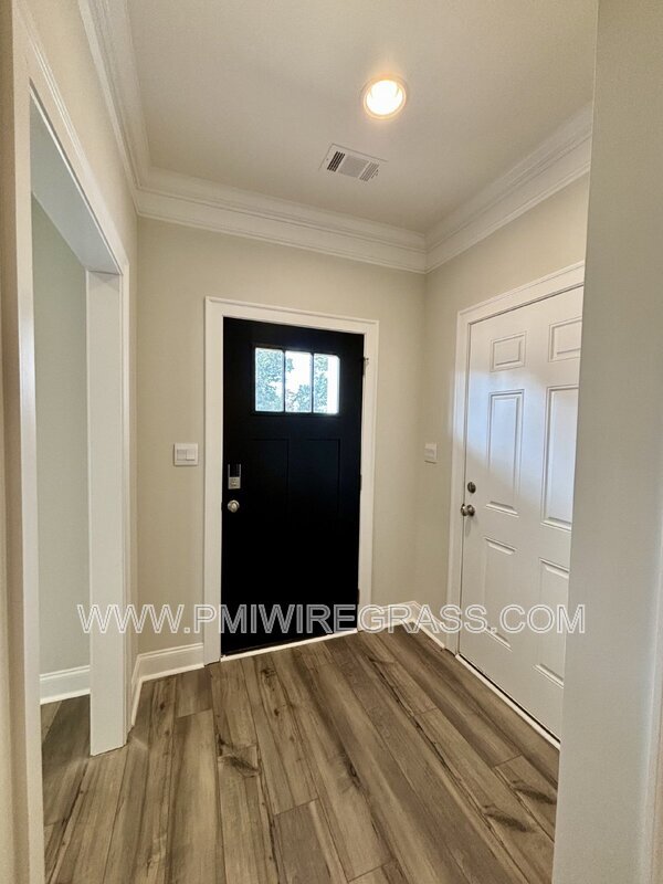 Foto del edificio - 113 Alva Ct