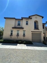 Building Photo - 2940 S Via Belamaria