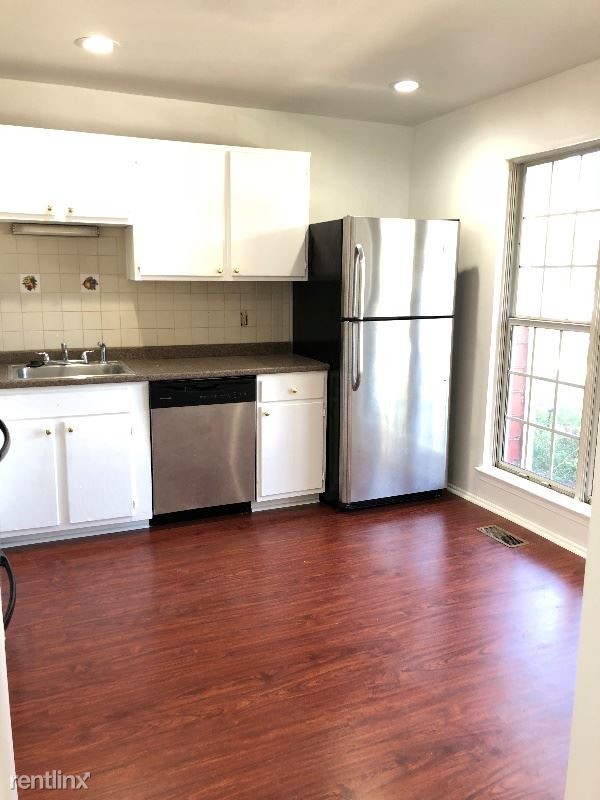 Building Photo - 2222 Prince of Wales Ct